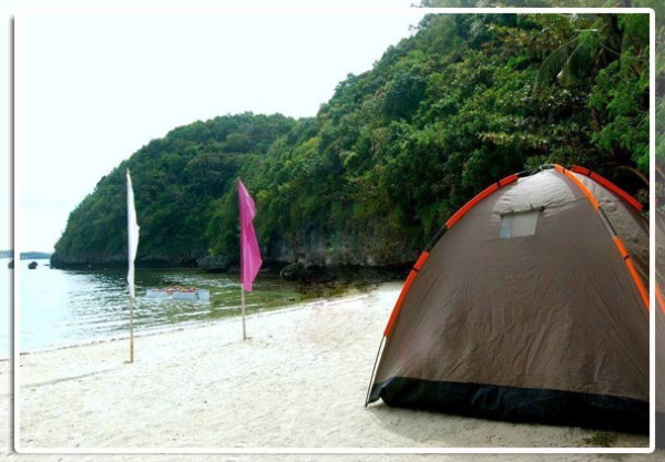 Hundred-Islands-camping